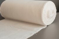 Полотно вафельное ширина 40 см, длина 50 метров 120 гр/м2 необработанный край Полотно вафельное ширина 40 см, длина 50 метров 120 гр/м2 необработанный край