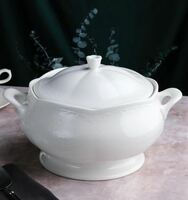 Супница 2,2 л  Aristocrat Noble фарфор белый  